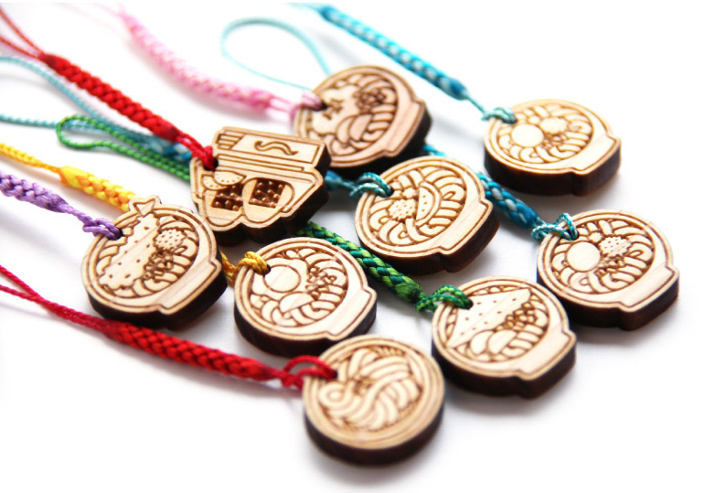 �������ǂ� �ؐ����[�U�[���H�X�g���b�v